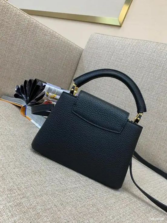 LOUIS CAPUCINES MINI VUITTON 0501